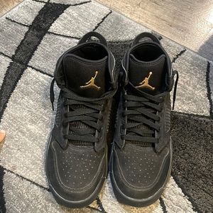 Jordan Mars 270 'Black Gold'